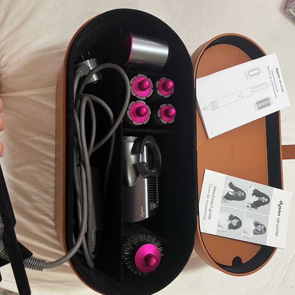 Barely used Like new Dyson AirWrap